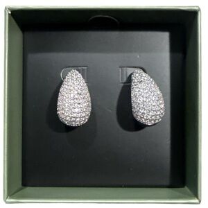 Jewels by Sunaina Narnia Silver Stud Earrings Wedding Party NWT